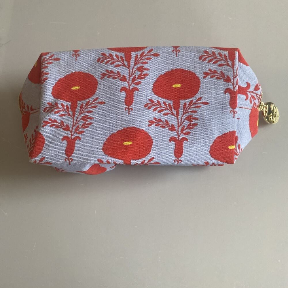 Estee Lauder Makeup Bag Recycled Lavender Red Flower Print